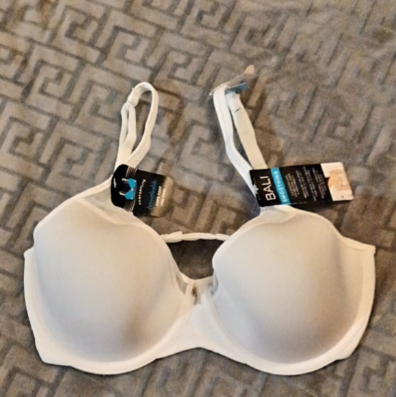 Bali Smoothing Bra NWT, 36 C - Picture 4 of 4